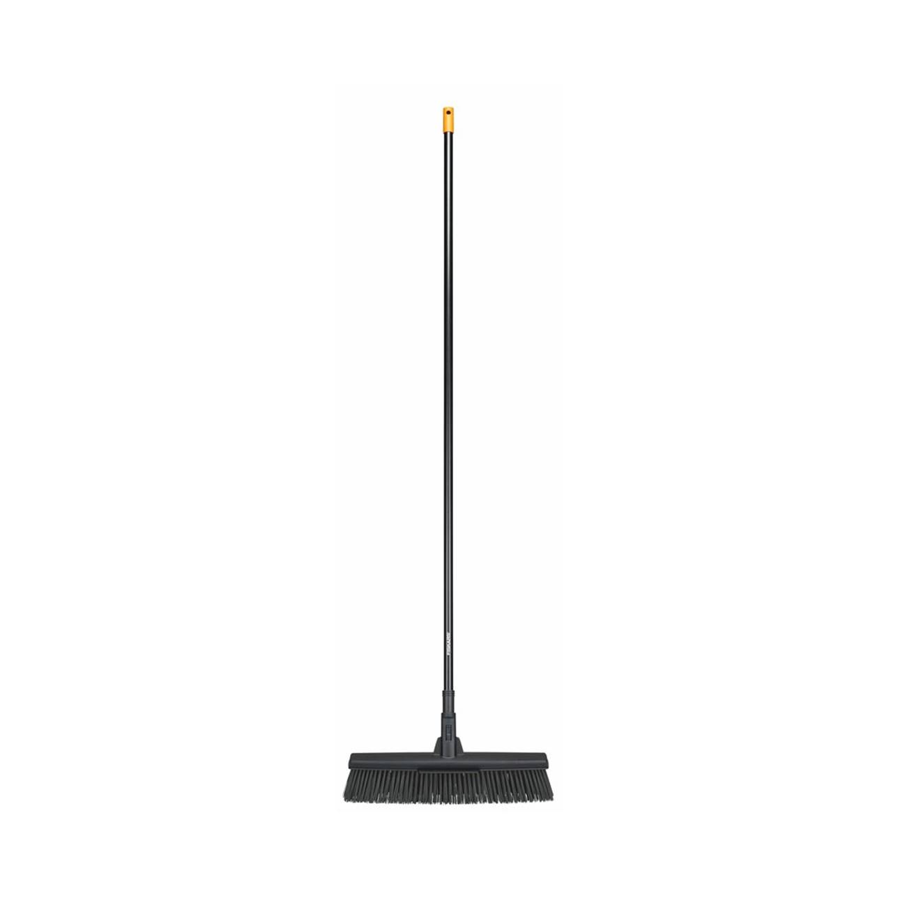 Õuehari Solid L 48 cm Fiskars